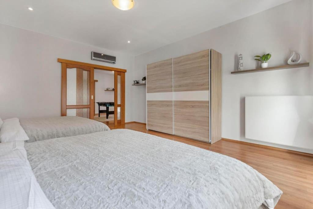 Exclusive Apartment In Centre Bratislava Eksteriør bilde